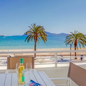 Apartment Beachfront Sivella By Sealand, Port de Pollenca